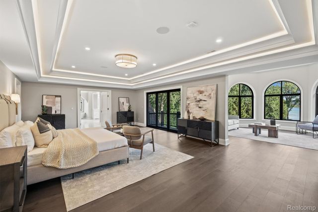 5305 Elmgate Bay Drive, Orchard Lake Village, MI 48324