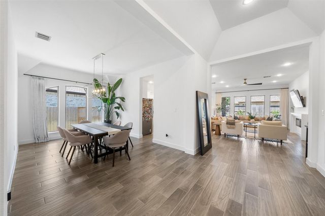 9726 Starry Night Lane, Manvel, TX 77578