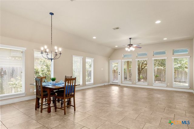 2989 Saddlehorn Drive, Seguin, TX 78155