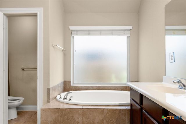 2989 Saddlehorn Drive, Seguin, TX 78155