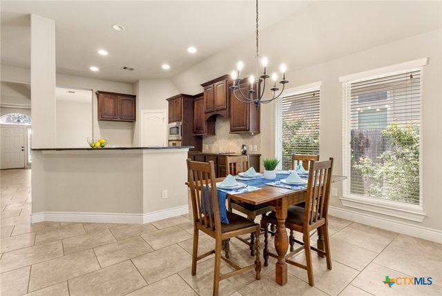 2989 Saddlehorn Drive, Seguin, TX 78155