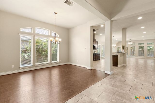 2989 Saddlehorn Drive, Seguin, TX 78155