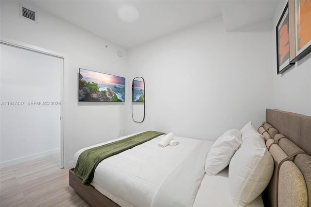 580 72nd 611, Miami Beach, FL 33141