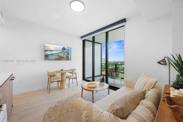 580 72nd 611, Miami Beach, FL 33141