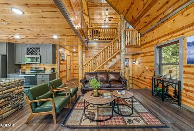 2359 Alpine Village Way, Pigeon Forge, TN 37863