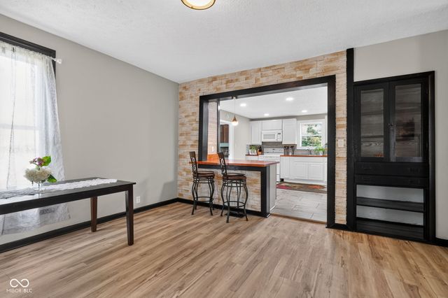 404 N Grant Avenue, Indianapolis, IN 46201