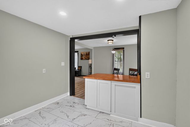 404 N Grant Avenue, Indianapolis, IN 46201
