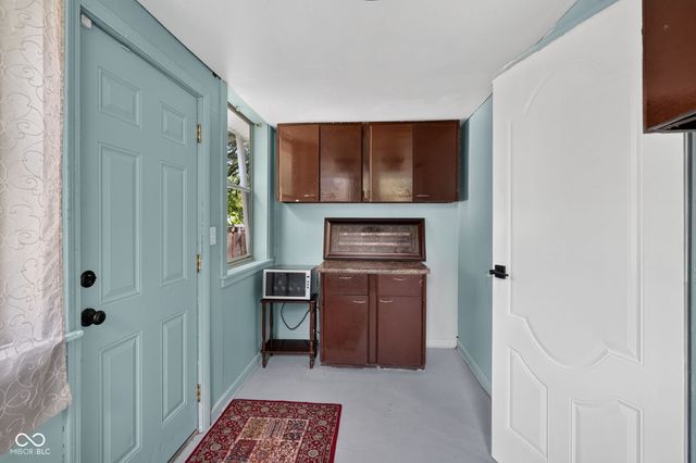 404 N Grant Avenue, Indianapolis, IN 46201