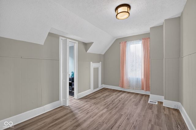 404 N Grant Avenue, Indianapolis, IN 46201