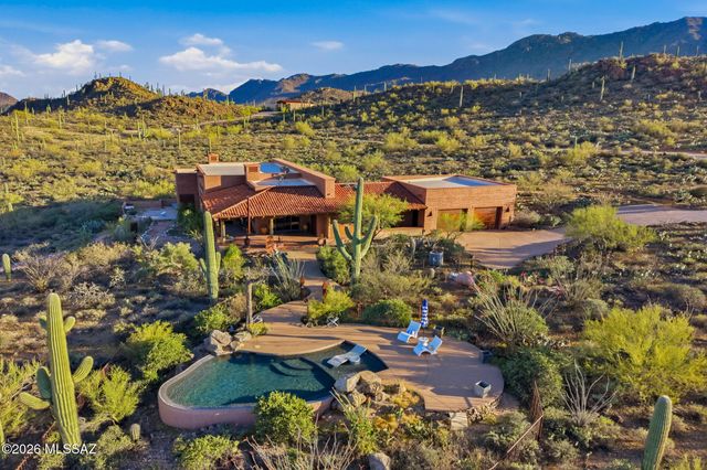 6780 W Banded Gecko Way, Tucson, AZ 85745