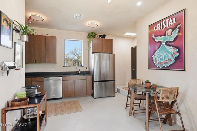 6780 W Banded Gecko Way, Tucson, AZ 85745