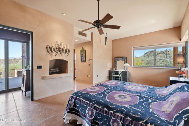 6780 W Banded Gecko Way, Tucson, AZ 85745