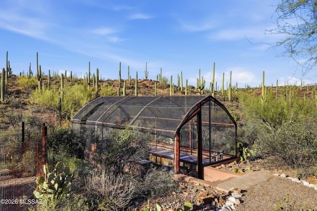 6780 W Banded Gecko Way, Tucson, AZ 85745