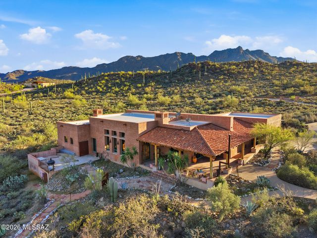 6780 W Banded Gecko Way, Tucson, AZ 85745