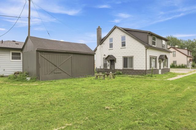 47561 Forton St Street, Chesterfield, MI 48047
