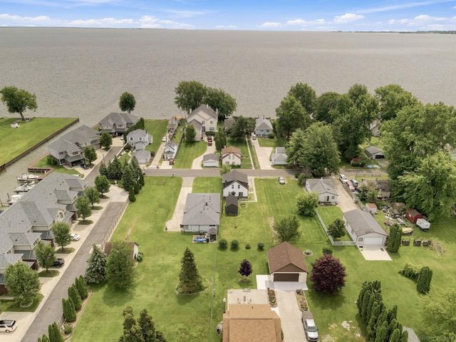 47561 Forton St Street, Chesterfield, MI 48047