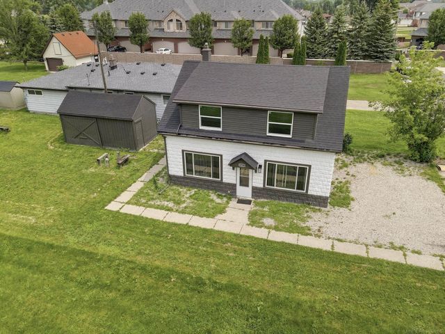 47561 Forton St Street, Chesterfield, MI 48047