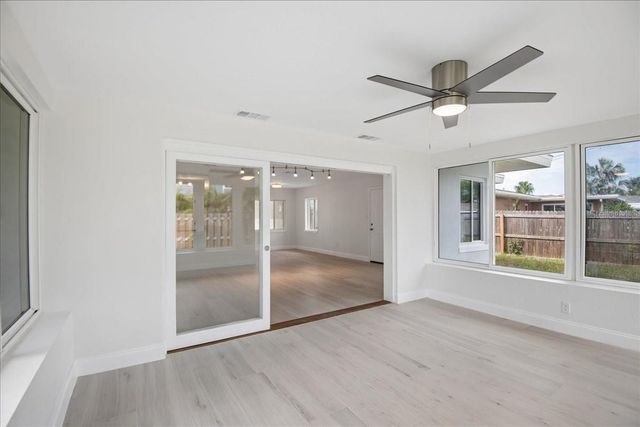 548 BAYWOOD DRIVE S, Dunedin, FL 34698