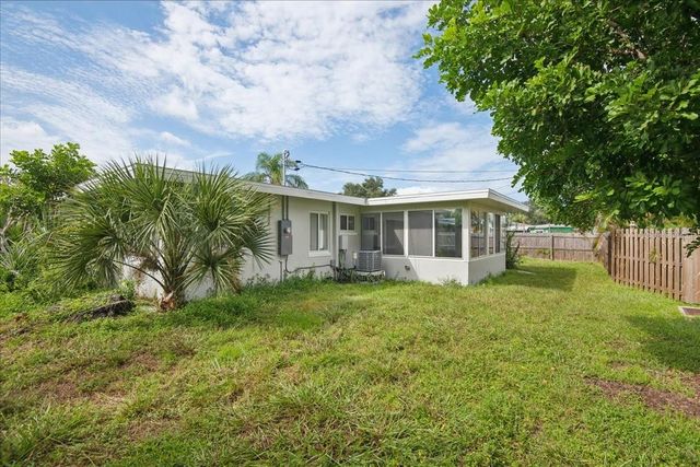 548 BAYWOOD DRIVE S, Dunedin, FL 34698