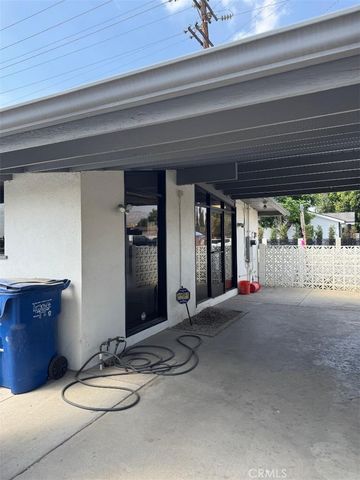 11100 Sheldon, Sunland, CA 91352