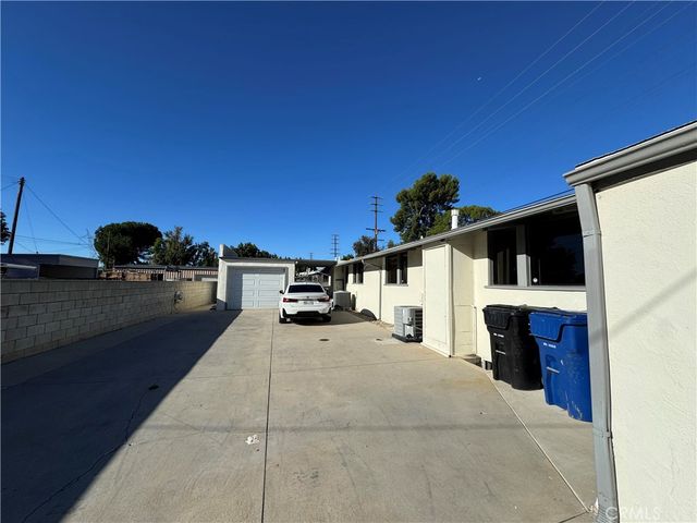 11100 Sheldon, Sunland, CA 91352