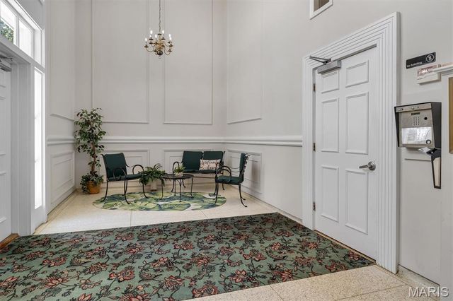 2335 Manor Grove Drive 10, Chesterfield, MO 63017