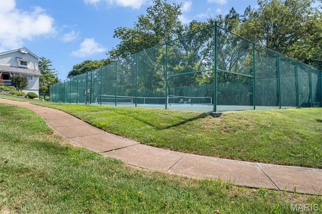 2335 Manor Grove Drive 10, Chesterfield, MO 63017