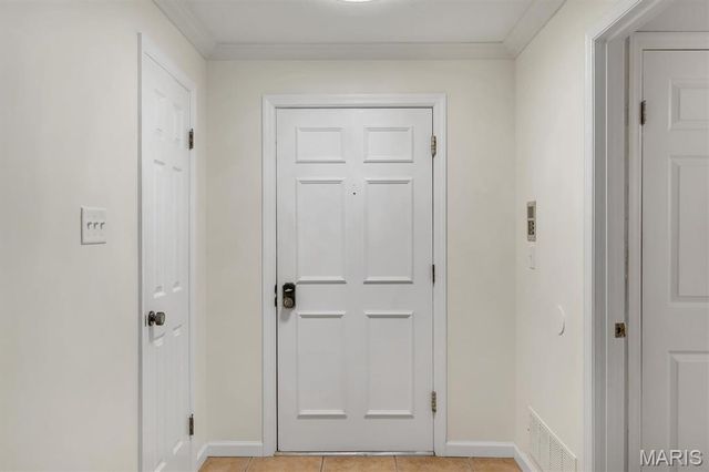 2335 Manor Grove Drive 10, Chesterfield, MO 63017
