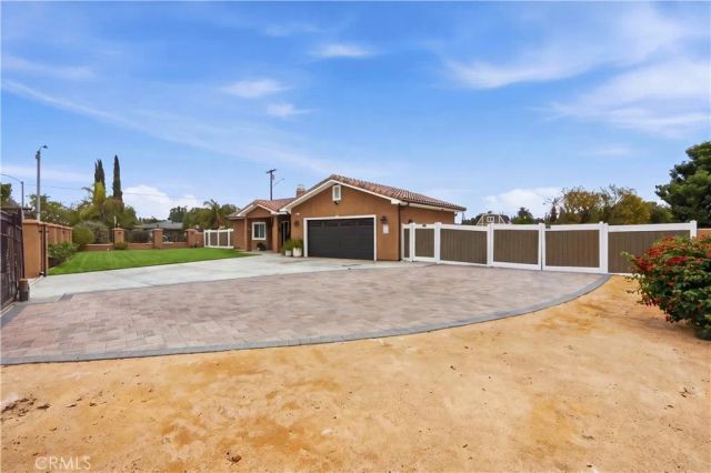 5981 Mitchell, Riverside, CA 92505