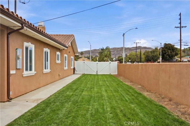 5981 Mitchell, Riverside, CA 92505