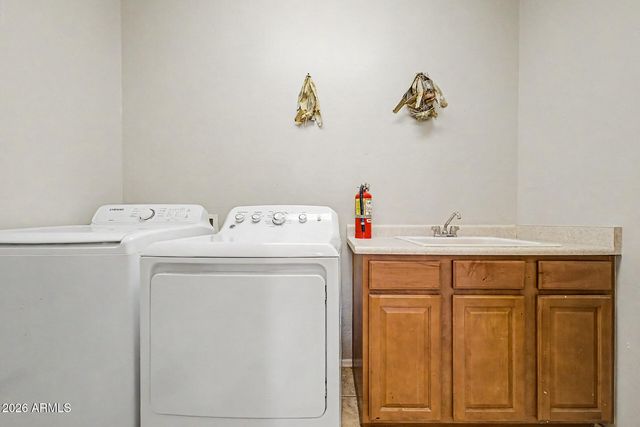 6824 S 68TH Drive, Laveen, AZ 85339