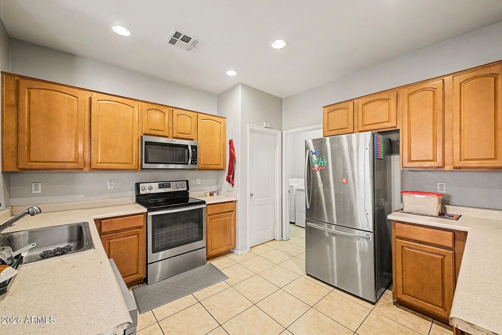 6824 S 68TH Drive, Laveen, AZ 85339 — photo 5