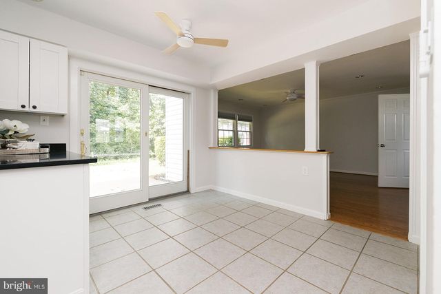 12824 MOUNT ROYAL LN, Fairfax, VA 22033