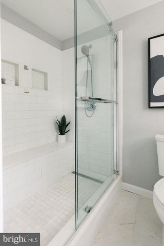 12824 MOUNT ROYAL LN, Fairfax, VA 22033