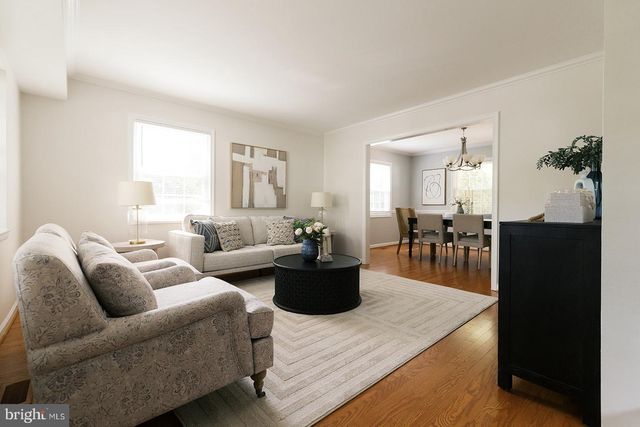 12824 MOUNT ROYAL LN, Fairfax, VA 22033
