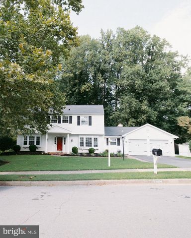 12824 MOUNT ROYAL LN, Fairfax, VA 22033