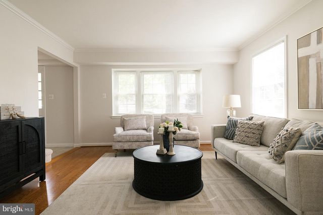 12824 MOUNT ROYAL LN, Fairfax, VA 22033