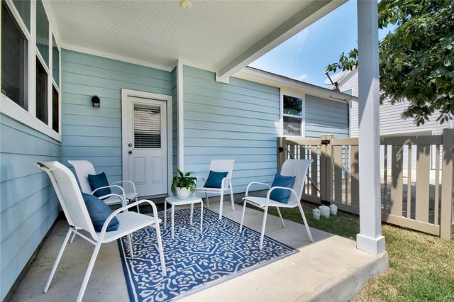 1124 Nevarez, Kyle, TX 78640