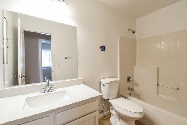 9146 E Encanto Street, Mesa, AZ 85207