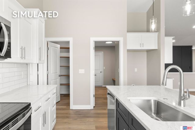 10343 S 77th Street, Lincoln, NE 68516