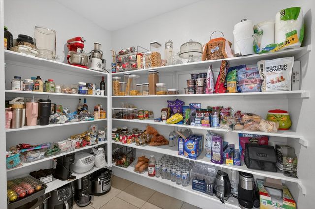 7545 Souffle Way, Sacramento, CA 95829