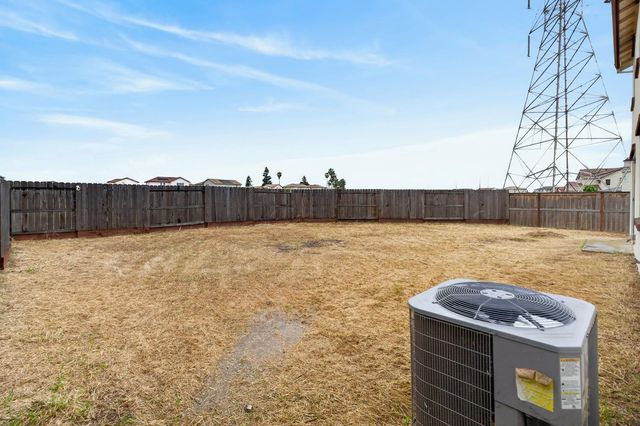 7545 Souffle Way, Sacramento, CA 95829