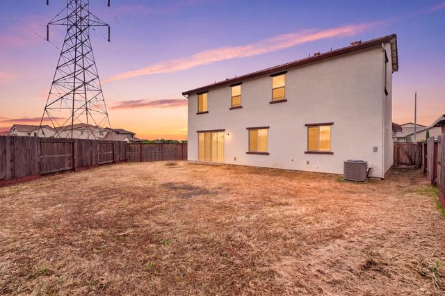 7545 Souffle Way, Sacramento, CA 95829