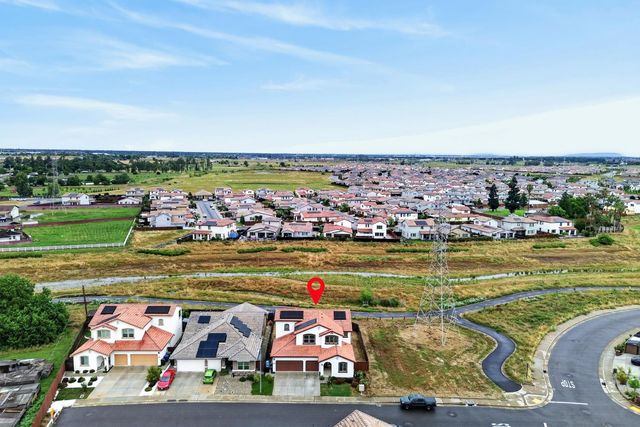 7545 Souffle Way, Sacramento, CA 95829