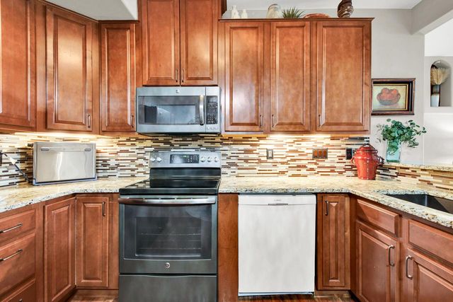 1349 Rose COURT #62, Waukesha, WI 53186