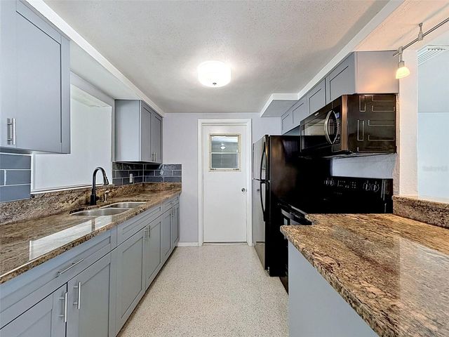 12800 5TH ISLE, Hudson, FL 34667
