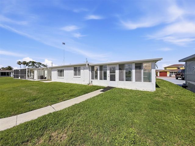 12800 5TH ISLE, Hudson, FL 34667
