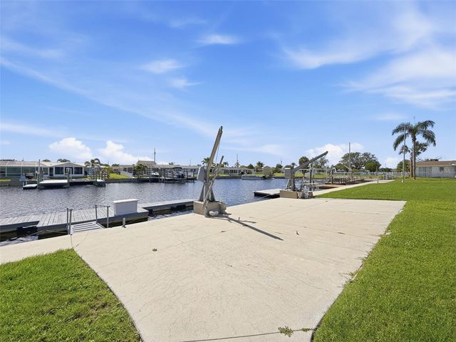 12800 5TH ISLE, Hudson, FL 34667