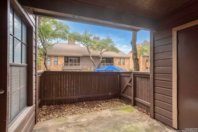 4212 Medical Dr Unit 1607, San Antonio, TX 78229