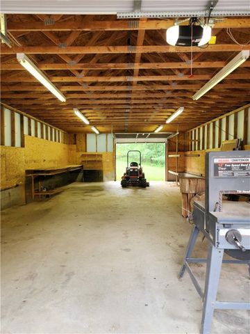 147 Kesler Dr, Cook Twp, PA 15677